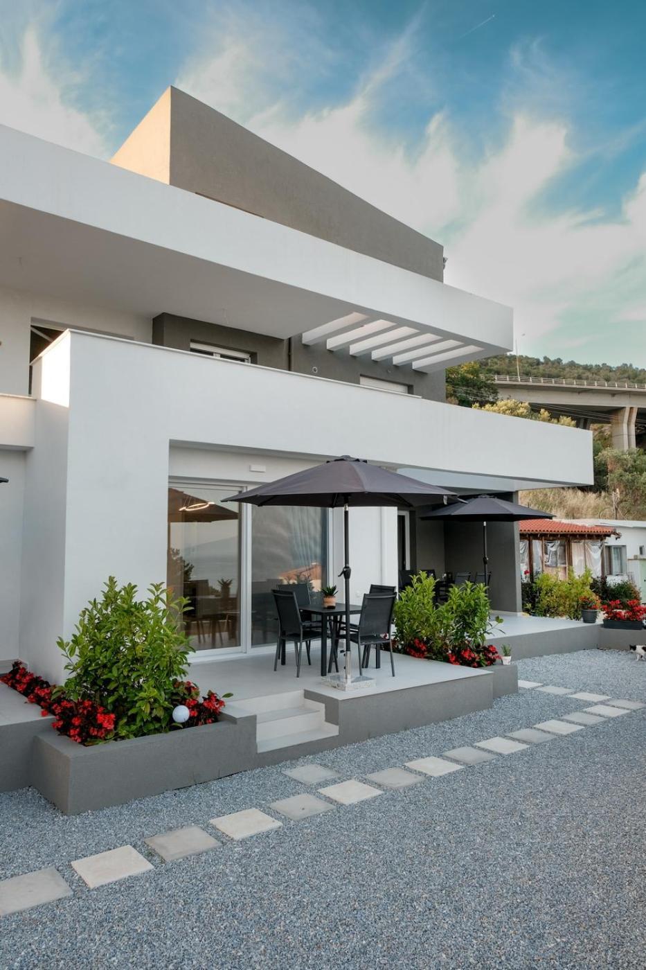 Aquarama Suites Nea Iraklitsa Exterior foto